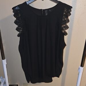 Elegant Black Lace Sleeve Women's Top